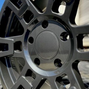 FNFX8855018G FX PRO 18 5X150 HIGH GLOSS DARK GUNMETAL PSCP23GGM5 (2) 800