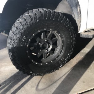 Even after all that snow, that tire shine is still there!