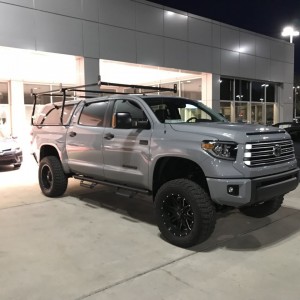 2018 cement Tundra LTD