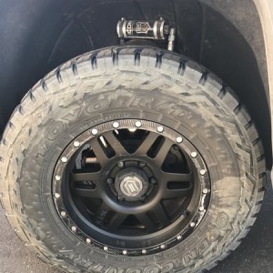 We took the new Icon 6 Speed wheels out for some torture testing on the Mohave trail this weekend. These things are awesome!