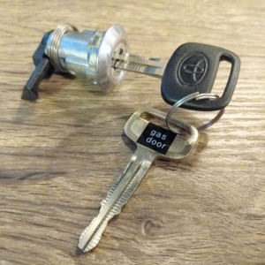 Gas Door Lock
