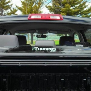 Tundras.com decal looks great with the rear glass down!