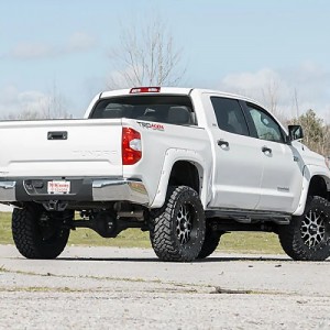 Toyota-16-tundra-white-rp-scrap-773n2_2