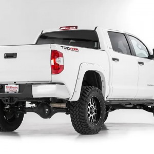 Toyota-16-tundra-white-rp-studio-773n2_2