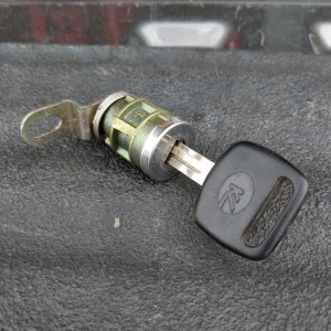 Tailgate Lock