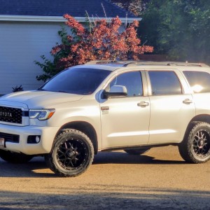 2011 Sequoia