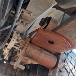 Shackle