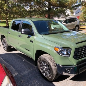 2021 Tundra Jpg