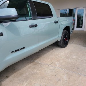 Tundra_dealer_3