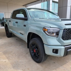 Tundra_dealer_5
