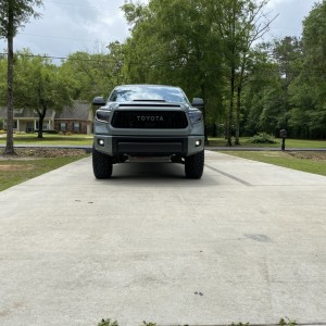 21 TRD PRO 2” lift on 35 Yokohama