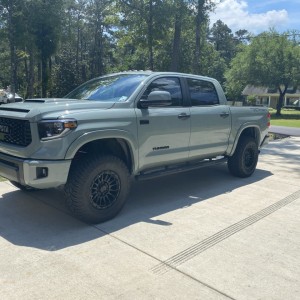 KMC KM542 Impact 18x9 +18mm offset