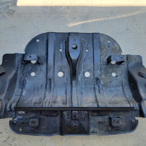 Stock Skidplate with bent sides for no rub
