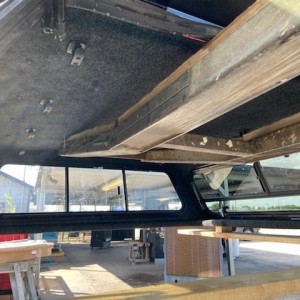 Leer Camper Shell