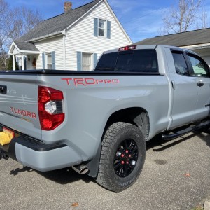 2017 Pro 2” lift with new tires