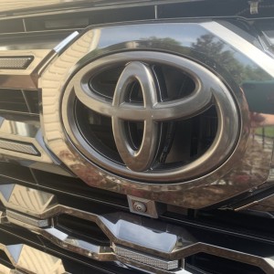 Badge Tundra